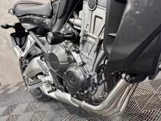 HONDA-CB 650 F-2015