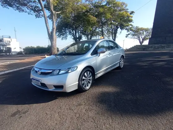 HONDA CIVIC 1.8 LXL SE 16V FLEX 4P AUTOMÁTICO