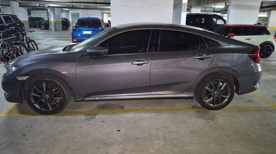 HONDA-CIVIC-2021