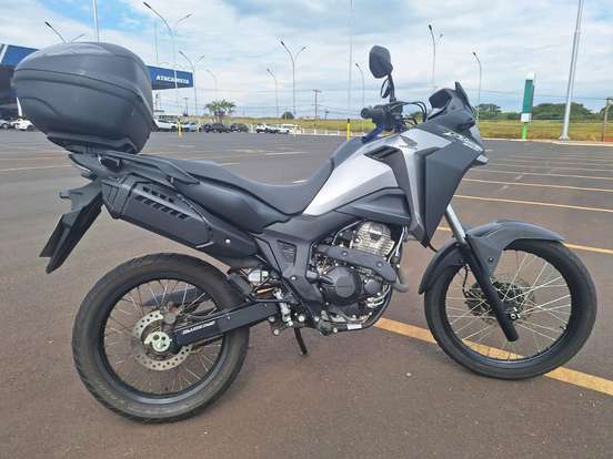 HONDA-XRE 300 SAHARA-2024