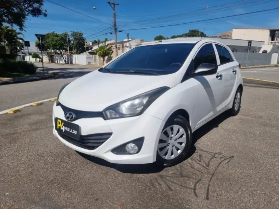 HYUNDAI HB20 1.0 COMFORT 12V FLEX 4P MANUAL