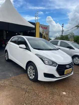 HYUNDAI HB20 1.0 COMFORT PLUS 12V FLEX 4P MANUAL