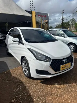 HYUNDAI HB20 1.0 COMFORT PLUS 12V FLEX 4P MANUAL