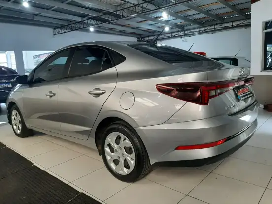 HYUNDAI-HB20S-2024