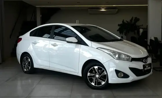 HYUNDAI HB20S 1.6 PREMIUM 16V FLEX 4P AUTOMÁTICO