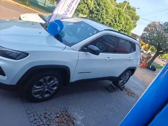 JEEP COMPASS 1.3 T270 TURBO FLEX LONGITUDE AT6