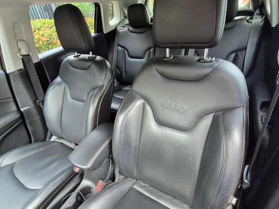 JEEP-COMPASS-2.0 16V FLEX LONGITUDE AUTOMÁTICO JEEP-COMPASS-2018