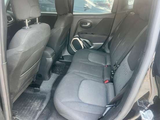 JEEP-RENEGADE-1.8 16V FLEX SPORT 4P AUTOMÁTICO JEEP-RENEGADE-2017