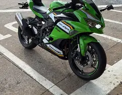 KAWASAKI NINJA ZX-4R KAWASAKI NINJA ZX-4R