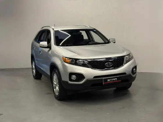 KIA SORENTO 2.4 S.253 4X2 16V GASOLINA 4P AUTOMÁTICO