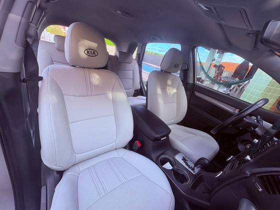 KIA SORENTO 2.4 16V GASOLINA EX AUTOMÁTICO
