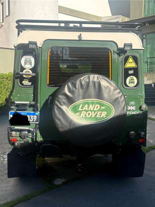 LAND ROVER-DEFENDER-1996