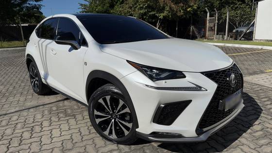 LEXUS NX 300 2.0 16V VVT-i TURBO GASOLINA F-SPORT 6A/T AWD