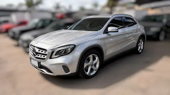 MERCEDES-BENZ GLA 200 1.6 CGI FLEX ADVANCE 7G-DCT