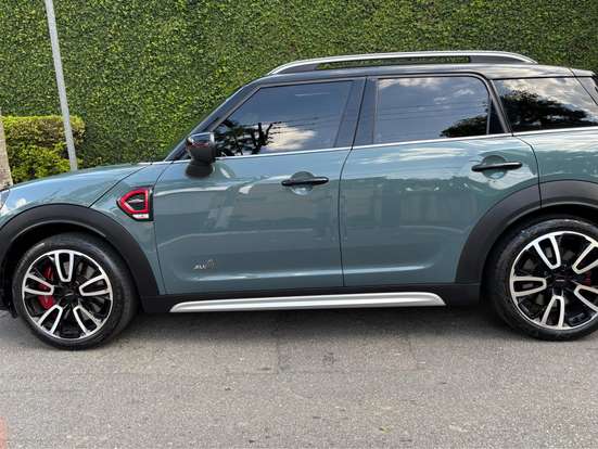 MINI-COUNTRYMAN-2021