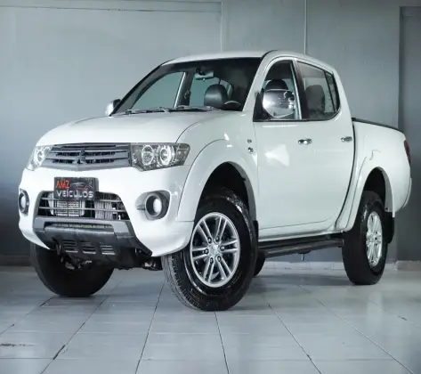 MITSUBISHI L200 TRITON 3.2 HPE 4X4 CD 16V TURBO INTERCOOLER DIESEL 4P AUTOMÁTICO