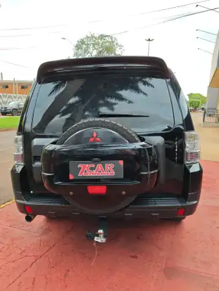 MITSUBISHI-PAJERO-2009