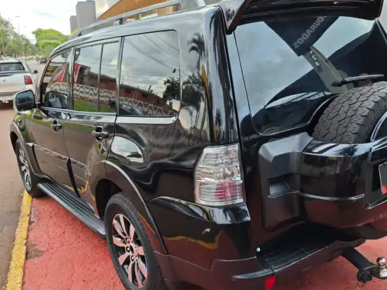 MITSUBISHI-PAJERO-2.5 HD 4X4 8V TURBO INTERCOOLER DIESEL 4P MANUAL MITSUBISHI-PAJERO-2009
