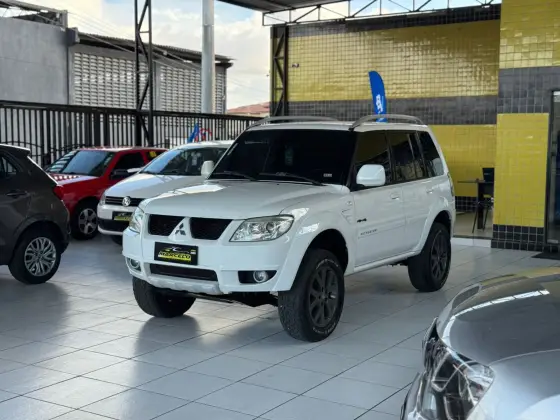 MITSUBISHI PAJERO TR4 2.0 4X4 16V 140CV FLEX 4P AUTOMÁTICO