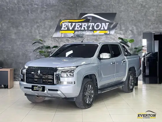 MITSUBISHI TRITON 2.4 BITURBO DIESEL CD HPE-S 4X4 AUTOMÁTICO