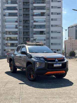 MITSUBISHI-L200 TRITON-2023