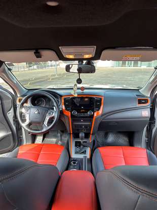 MITSUBISHI-L200 TRITON-2023