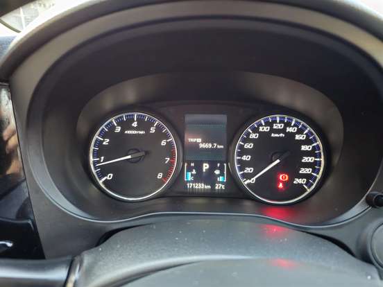 MITSUBISHI-OUTLANDER-2015