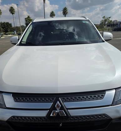 MITSUBISHI OUTLANDER 2.2 MIVEC DI-D DIESEL HPE-S AWD AUTOMÁTICO
