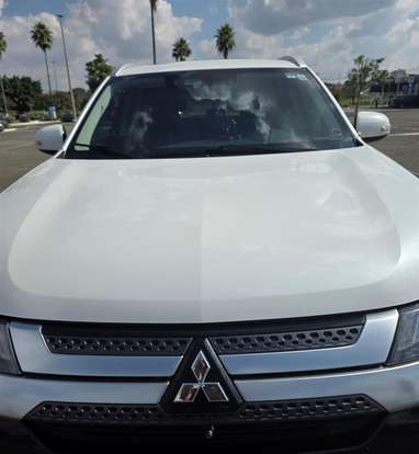 MITSUBISHI-OUTLANDER-2019