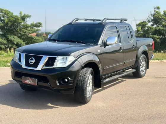 NISSAN FRONTIER 2.5 SL 4X4 CD TURBO ELETRONIC DIESEL 4P AUTOMÁTICO