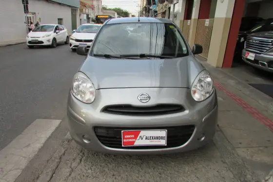 NISSAN MARCH 1.0 ACTIVE 16V FLEX 4P MANUAL