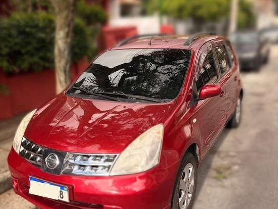 NISSAN-LIVINA-1.8 SL 16V FLEX 4P AUTOMÁTICO NISSAN-LIVINA-2011