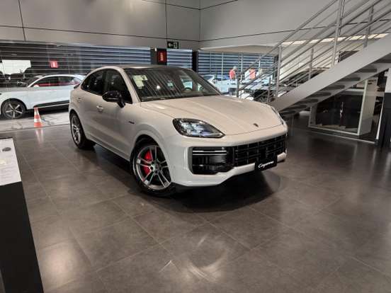 PORSCHE-CAYENNE-4.0 V8 E-HYBRID TURBO COUPÉ AWD TIPTRONIC S PORSCHE-CAYENNE-2025