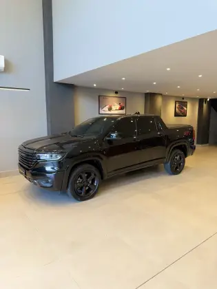 RAM RAMPAGE 2.0 HURRICANE 4 TURBO GASOLINA R/T 4X4 AUTOMÁTICO