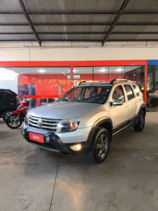 RENAULT DUSTER 2.0 DYNAMIQUE 4X4 16V FLEX 4P MANUAL