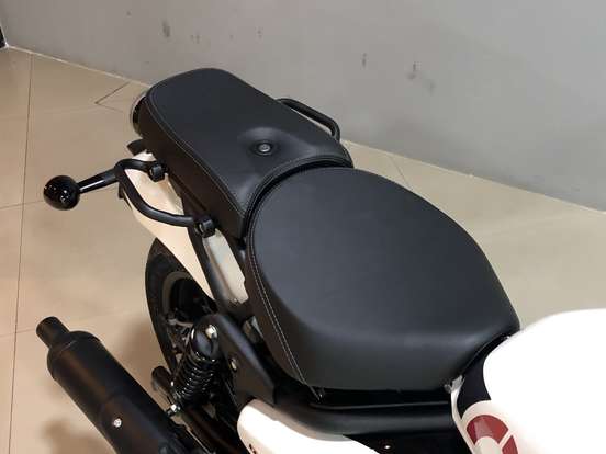 ROYAL ENFIELD-SHOTGUN 650 STENCIL WHITE-2025