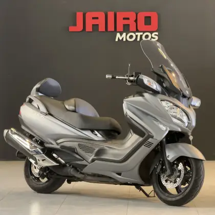 SUZUKI BURGMAN 650 EXECUTIVE 