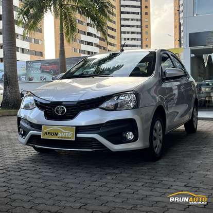 TOYOTA-ETIOS-2019