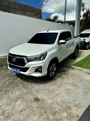 TOYOTA HILUX 2.8 SRX 4X4 CD 16V DIESEL 4P AUTOMÁTICO