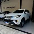 TOYOTA HILUX SW4 2.8 SRX 4X4 7 LUGARES 16V TURBO INTERCOOLER DIESEL 4P AUTOMÁTICO TOYOTA HILUX SW4 2.8 SRX 4X4 7 LUGARES 16V TURBO INTERCOOLER DIESEL 4P AUTOMÁTICO