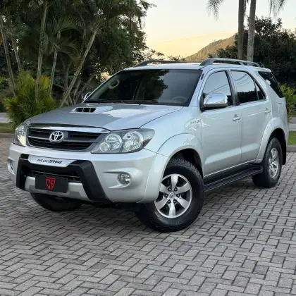TOYOTA HILUX SW4 3.0 SRV 4X4 16V TURBO INTERCOOLER DIESEL 4P AUTOMÁTICO