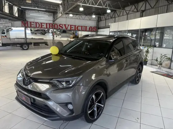 TOYOTA RAV4 2.0 TOP 4X2 16V GASOLINA 4P AUTOMÁTICO