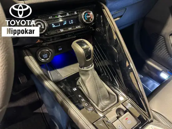 TOYOTA-YARIS CROSS-2026