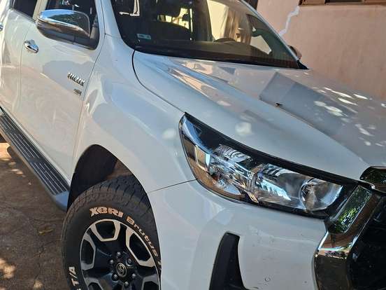 TOYOTA-HILUX-2.7 VVT-i FLEX CD SRV 4X2 AUTOMÁTICO TOYOTA-HILUX-2020