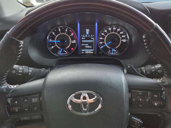 TOYOTA-HILUX SW4-2.8 SRX 4X4 16V TURBO INTERCOOLER DIESEL 4P AUTOMÁTICO TOYOTA-HILUX SW4-2016