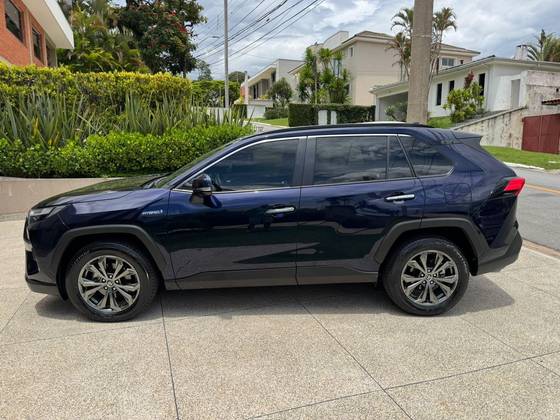 TOYOTA RAV4 2.5 VVT-IE HYBRID SX CONNECT AWD CVT