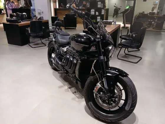 TRIUMPH ROCKET III R 