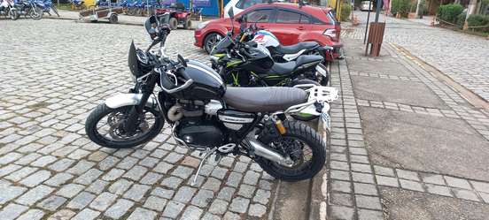 TRIUMPH-SCRAMBLER 1200 XE-2019