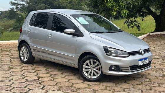 VOLKSWAGEN FOX 1.6 MSI TOTAL FLEX CONNECT 4P I-MOTION