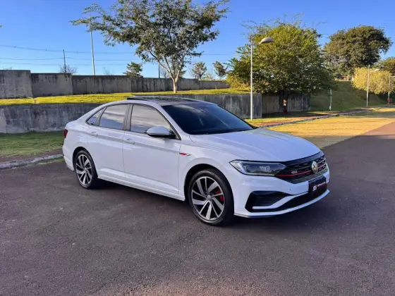 VOLKSWAGEN JETTA 2.0 350 TSI GASOLINA GLI DSG